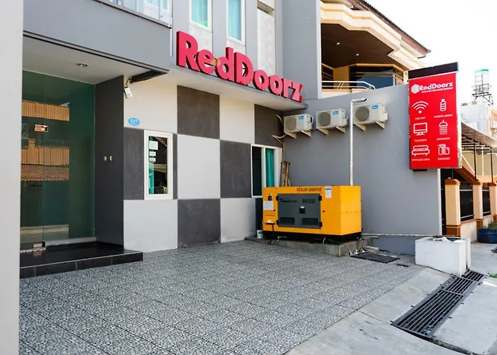 RedDoorz Near Gajah Mada Street Semarang Hotel